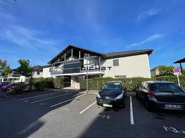 Lons 64140 Achat / Vente appartement 3 pièces t3 au dernier étage parking