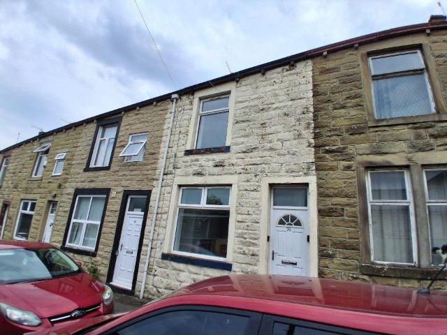 Nelson BB9 2 bed terraced house to rent £550 pcm £127 pw
