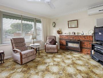 Look No Further – Spacious Family Living in an Outstanding Highton Location!