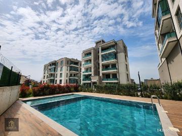 LOOKHAUSE KARNUR GÜVENCESİYLE KİRALIK 93M HAVUZLU ARAKAT DAİRE