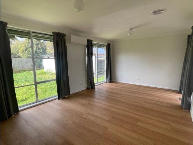 Looking for a comfortable home in a convenient location?
