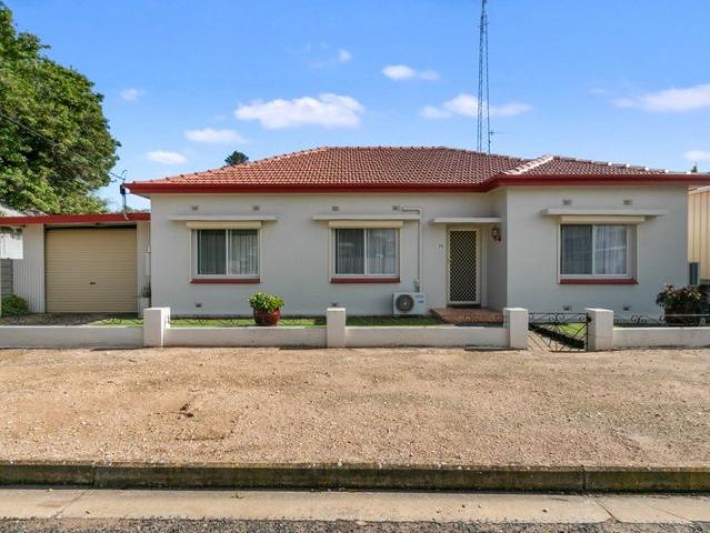 Looking for a home in the Moonta Township 5KW Solar