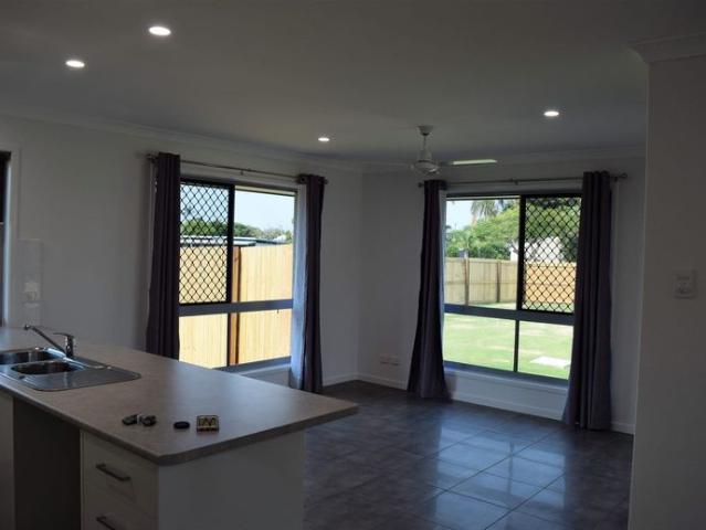 LOOKING FOR A SEA CHANGE FOR YOUR FAMILY? THIS FAMILY HOME IS FOR YOU!