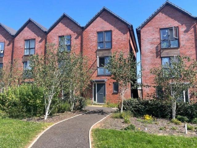 Looking for Female Housemates Near UWE | BS34