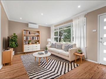 LOOKING TO LIVE IN HOBARTVILLE?