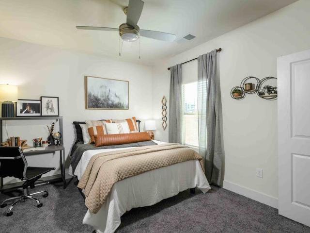 Looking to relet my lease 26 27