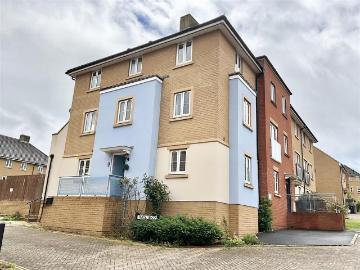 Loop Road, Mangotsfield, Bristol 4 bed semi detached house to rent £1,900 pcm £438 pw