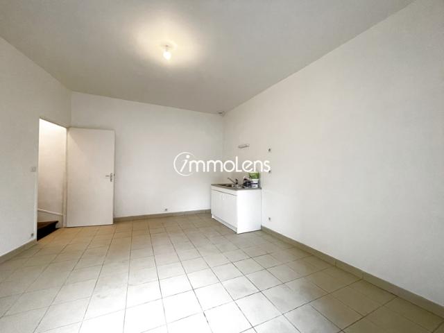 LOOS EN GOHELLE T2 en duplex cave + 2 places de parking