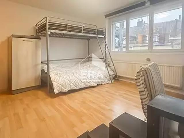 Loos 59120 Achat / Vente appartement 1 pièce t1 au dernier étage cave