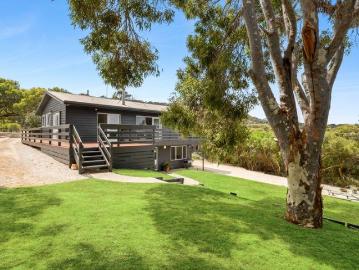 LOADS OF ACCOMMODATION. ENDLESS COASTAL POSSIBILITIES