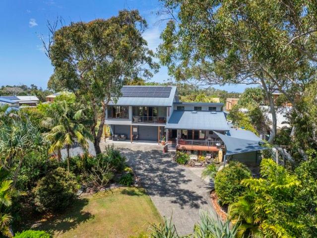 LOADS OF SPACE, CLOSE TO BEACH & ESTUARY