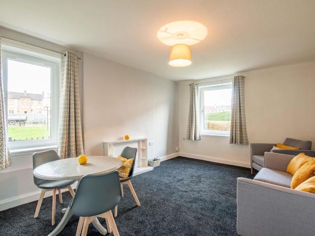 Loaning Crescent, Edinburgh EH7, 1 bed flat to rent, £950 pcm | PrimeLocation