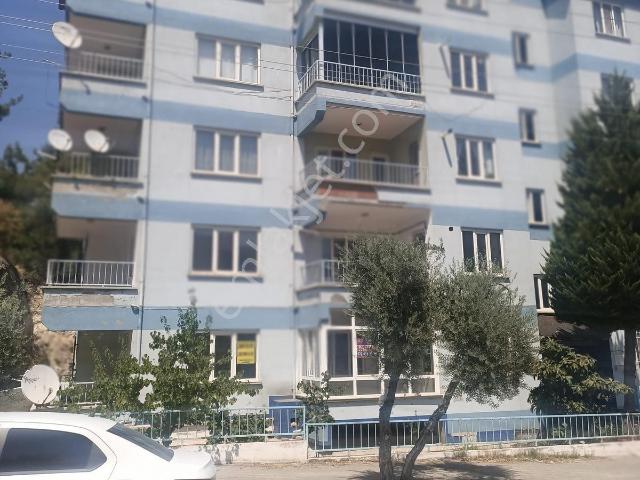 Lobby Fortis' Ten Buldan Anayol Üzeri 135 M² Satılık Daire