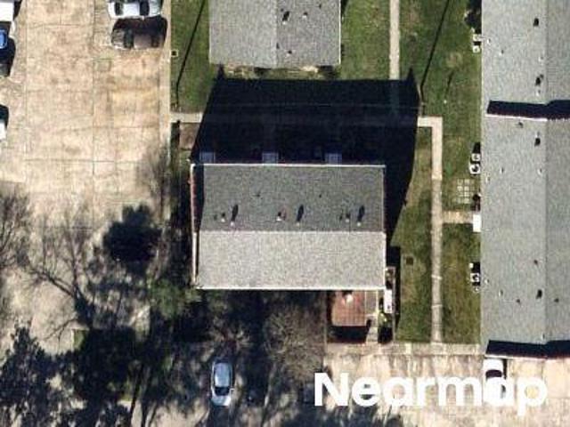Lobdell Ave Apt