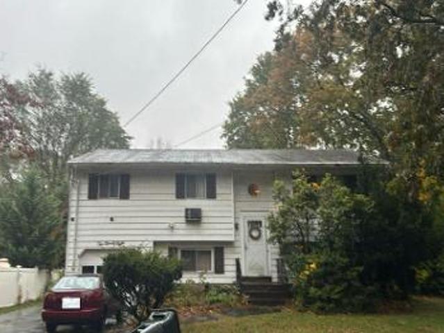 Locust Dr