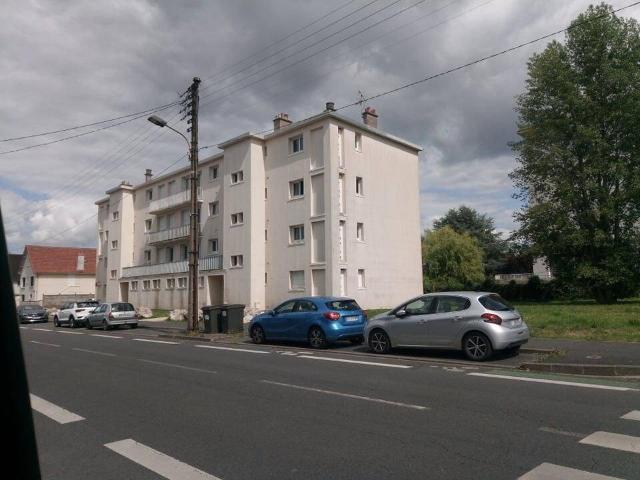 Loc Appt 2 pièces 43 M² au 3 ème et dernier étage à Blo