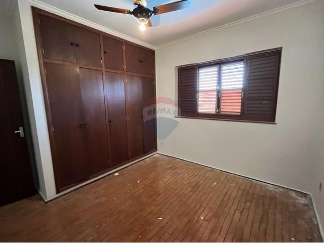 Locação Casa de 265mts 03 Dormitórios sendo 01 Suíte no jardim Paulista em Ribeirão Preto/SP