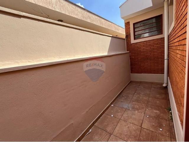 Locação Casa de 265mts 03 Dormitórios sendo 01 Suíte no jardim Paulista em Ribeirão Preto/SP