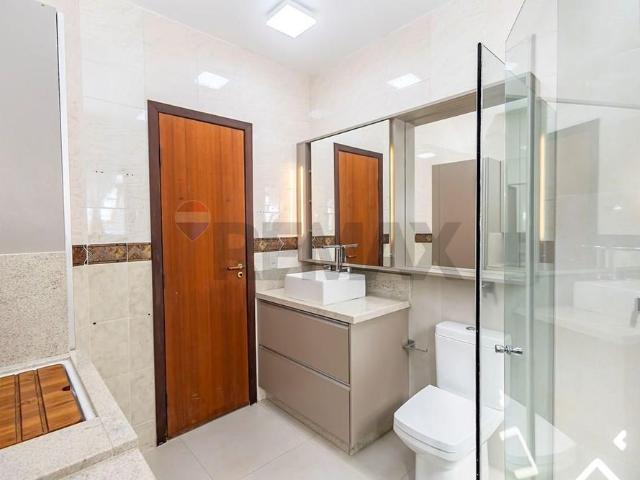 Locação Casa Santa Felicidade – 193m² 2 vagas – Condomínio Fechado