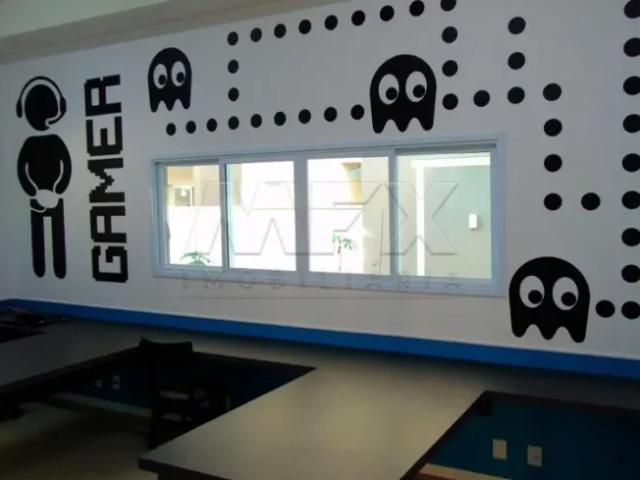 LOCAÇÃO APTO 2 dormitórios, 1 suíte, armarios e painel da sala, andar Alto
