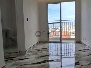 Locação: Apartamento com 2 quartos, 1 suíte e vaga de garagem em Sorocaba SP