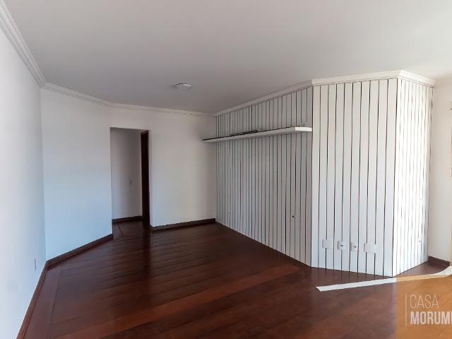 LOCAÇÃO APARTAMENTO NO BROOKLIN COM 126m² DE ÁREA ÚTIL, 03 DORMITÓRIOS SENDO 01 SUÍTE, 02 VAGAS, CONDOMÍNIO COM LAZER