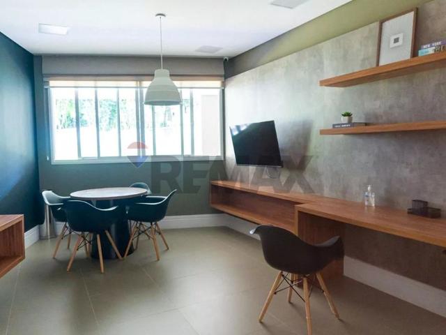 Locação apartamento reformado Edifício Florart travessa rua das flechas 2 quartos sendo 1 suiíte, vista livre