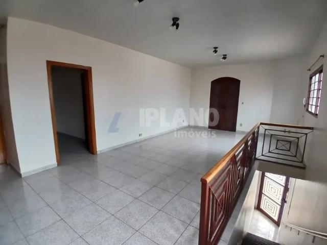 Locação de Casas / Padrão na cidade de São Carlos
