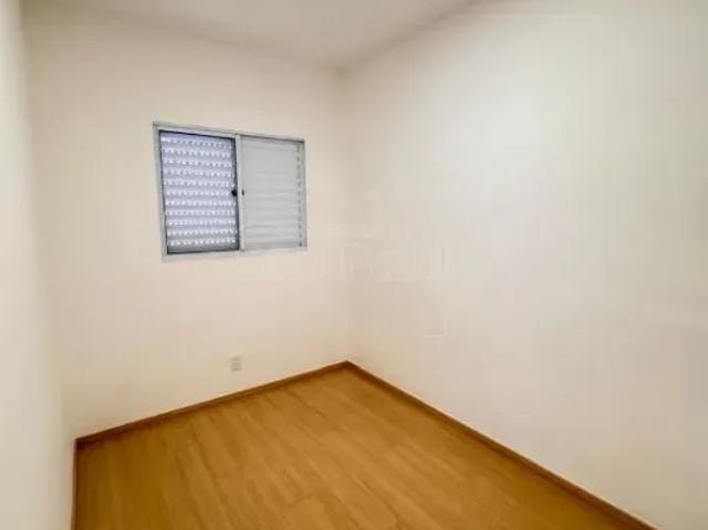 Locação de Apartamentos / Padrão na cidade de Araraquara