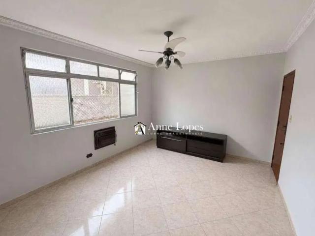 Locação na aparecida! 4 dormitórios, 2 suítes e garagem fechada! Aqui na anne lopes corretora!