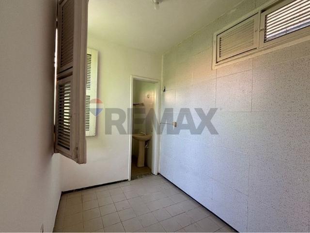 Locação na Sapiranga: Casa de 200m² com 2 Suítes Integradas