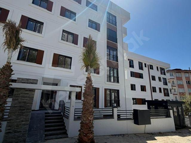 PARK CEPHELİ GÜVENLİKLİ SİTE 2+1