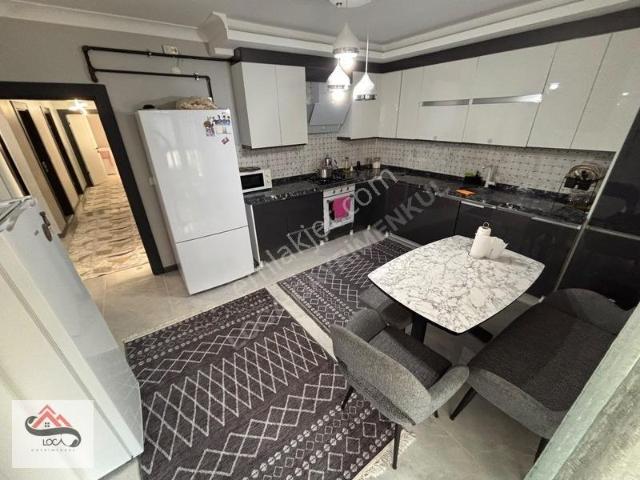 Loca'dan Menderes Mh. 130 M² Kombi, Petek, C.balkon Full 3+1 !