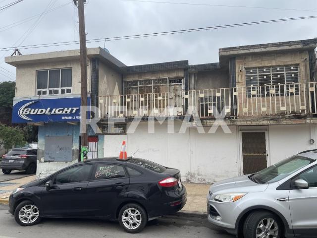 LOCAL Y/O OFICINA COMERCIAL EN BLVD INDEPENDENCIA
