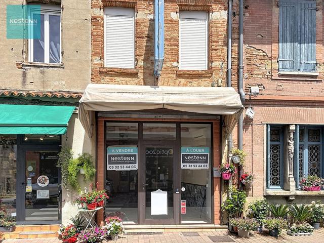Local à vendre de 66.61 m2 avec cave, au centre ville de Vil. 67m² Villefranche de Lauragais