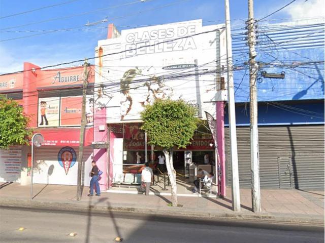 LOCAL COMERCIAL CON BODEGA EN RENTA LEON, GTO. ZONA CENTRO SOBRE AV. MIGUEL ALEMAN