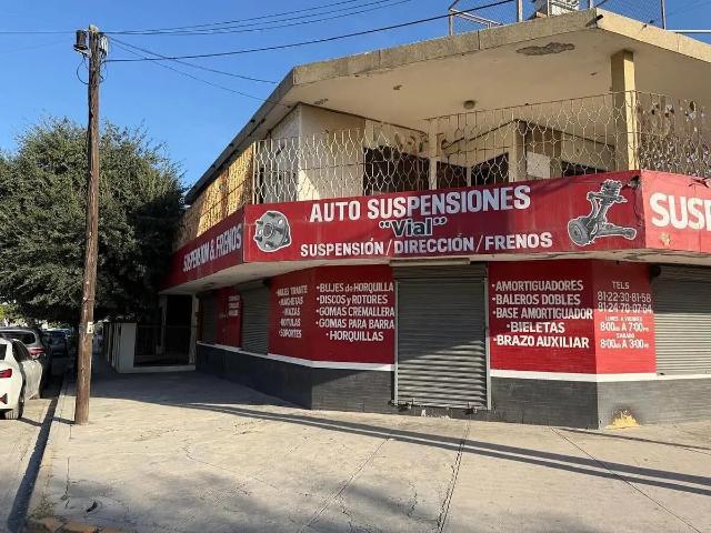 LOCAL COMERCIAL CON CASA HABITACION ZONA LINDA VISTA