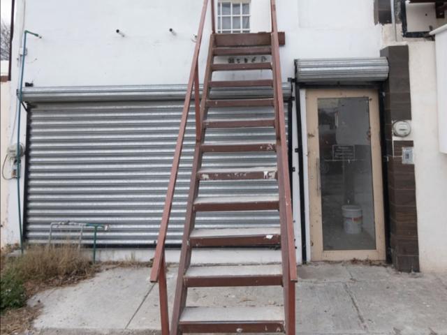 LOCAL COMERCIAL CON DEPARTAMENTO EN VENTA EN ZONA CENTRO DE CASTAÑOS, COAHUILA