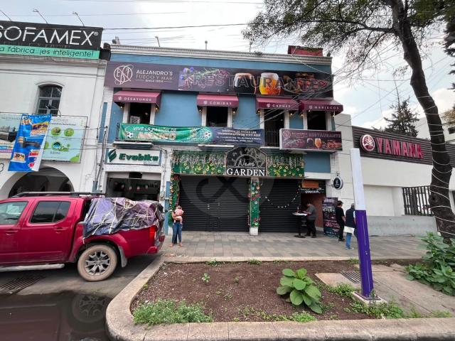 Local Comercial con Terraza en Renta rn Santa Maria la Ribera