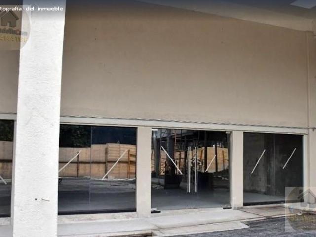 LOCAL COMERCIAL a PIE de CALLE 84.80 m