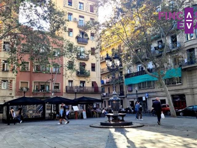 Local comercial a pie de calle en la Barceloneta, cerca de l. 170m² Barcelona
