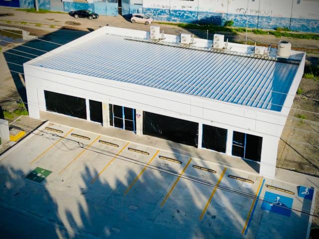 LOCAL COMERCIAL AV. GABRIEL LEYVA