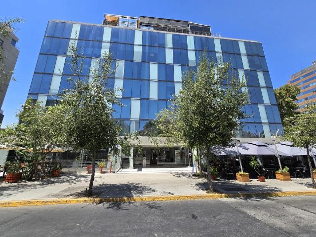 Local Comercial De 100 M2 A Pasos Del Metro Manuel Montt