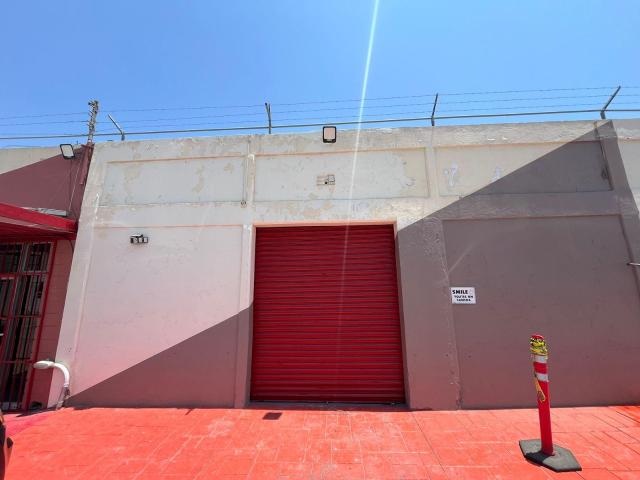 Local Comercial de 70 m2 en Renta en BLVD. Diaz Ordaz, Tijuana