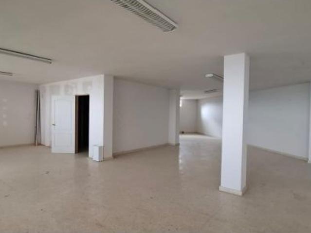 LOCAL COMERCIAL EN CARRIZO DE LA RIBERA