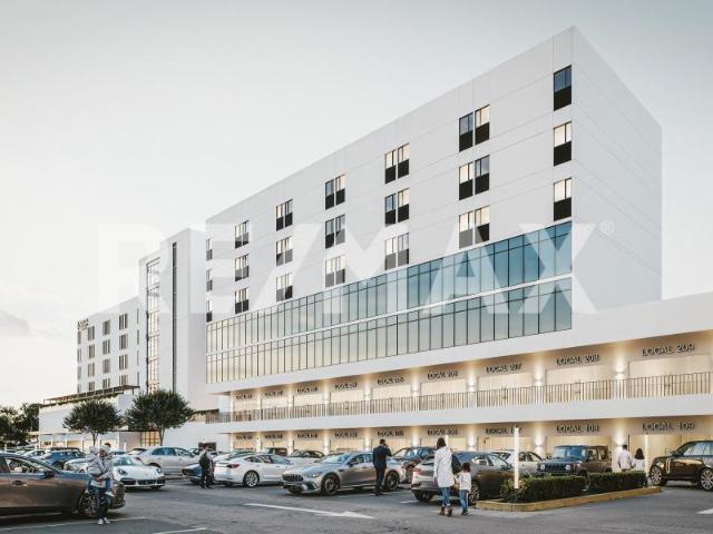 LOCAL COMERCIAL EN CENTRO MEDICO ZIBATA QUERETARO