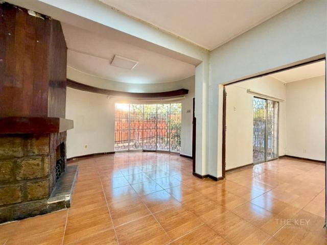 Local Comercial en Arriendo en José Domingo Cañas Fernández Concha