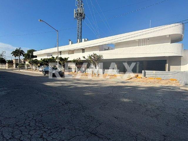 LOCAL COMERCIAL EN GARCIA GINERES
