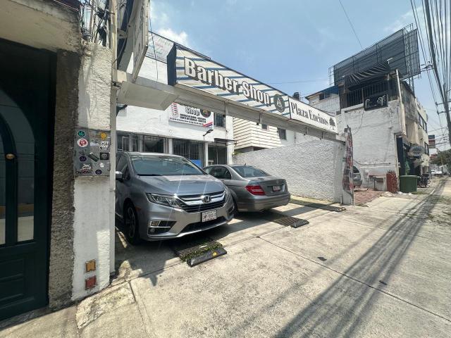 Local comercial en excelente ubicación sobre Av. López Mateos