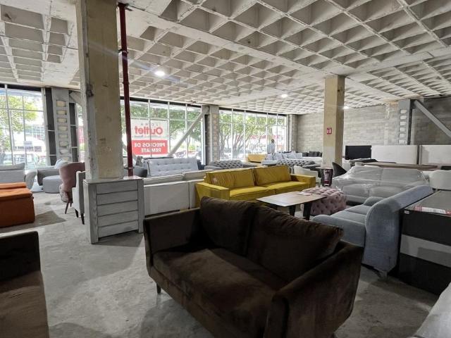 LOCAL COMERCIAL EN IZTAPALAPA A NIVEL CALLE